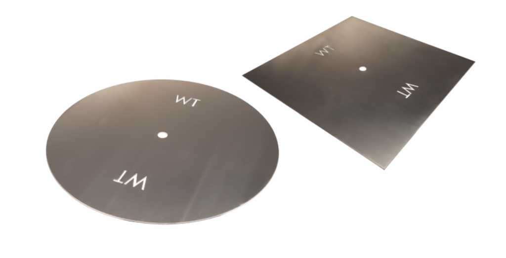 Choose a plate (or pan)